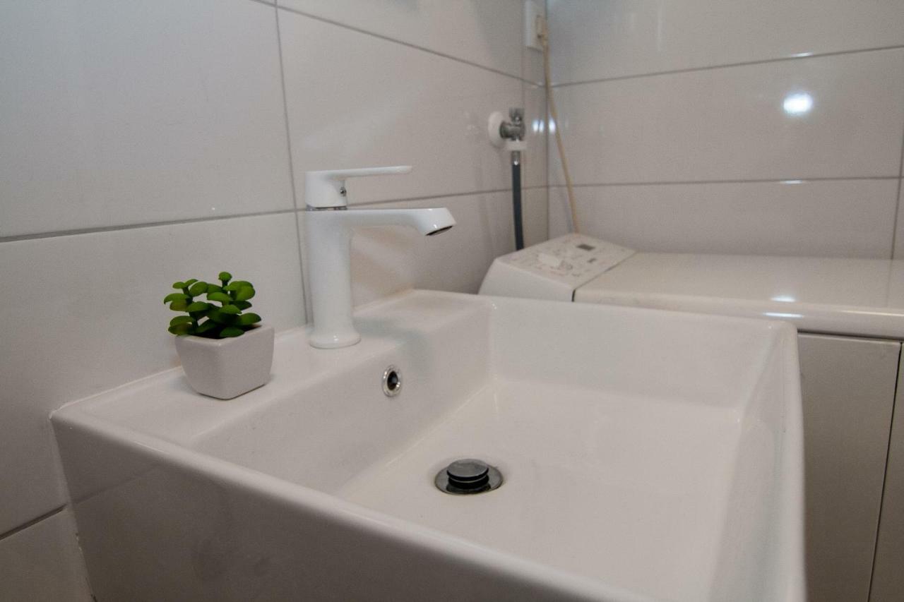 New Renovated Apartment 15 Min From Beach On Foot Pula Luaran gambar