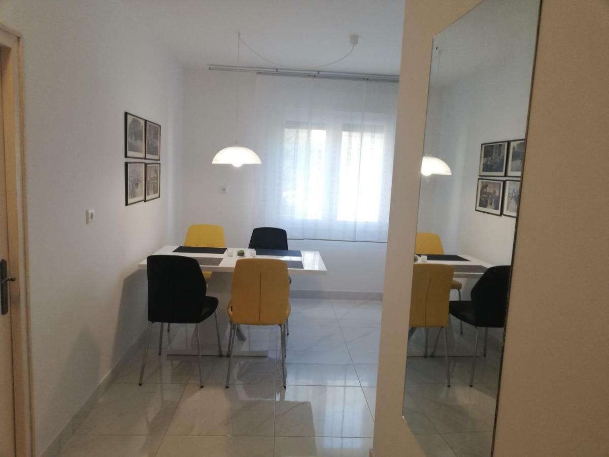 New Renovated Apartment 15 Min From Beach On Foot Pula Luaran gambar