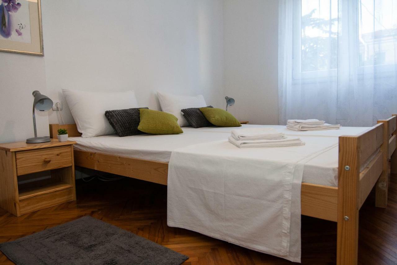 New Renovated Apartment 15 Min From Beach On Foot Pula Luaran gambar