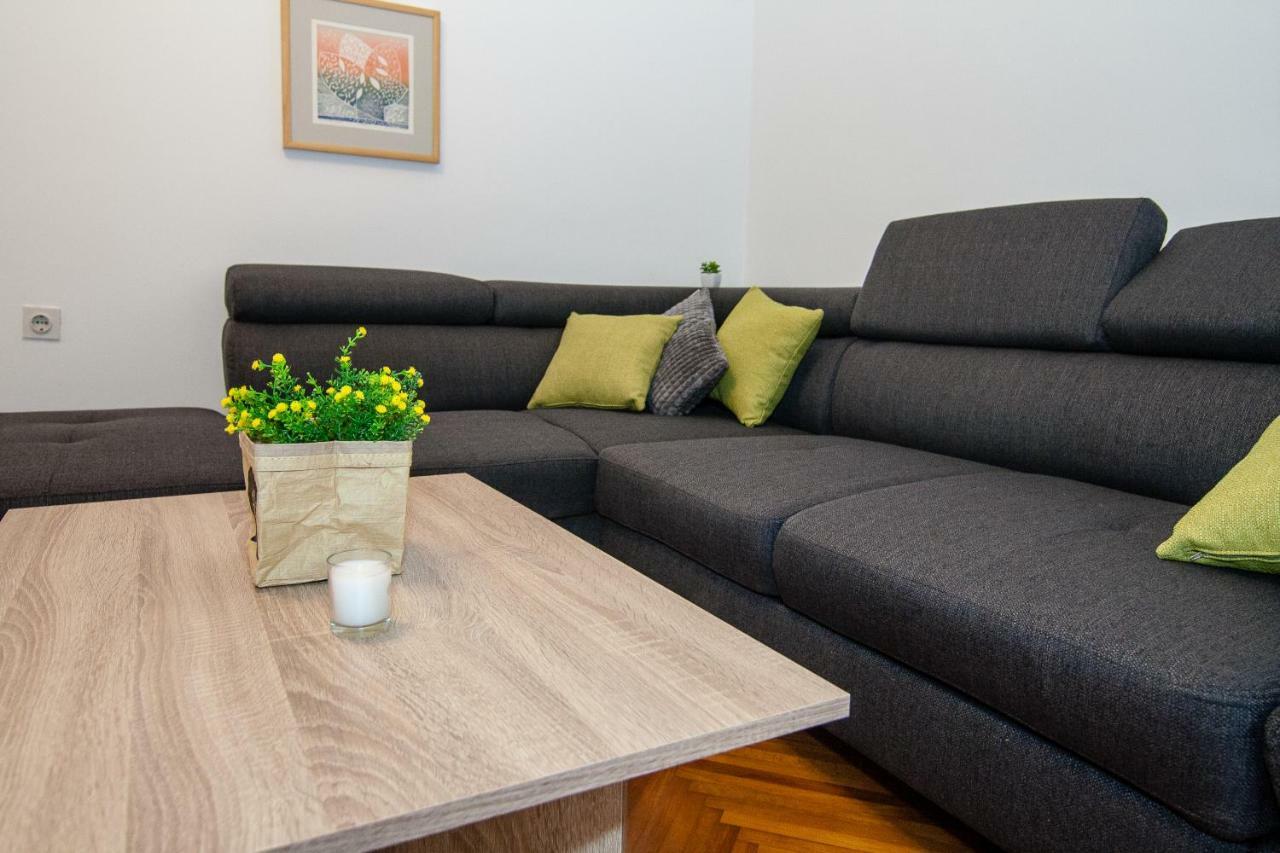 New Renovated Apartment 15 Min From Beach On Foot Pula Luaran gambar