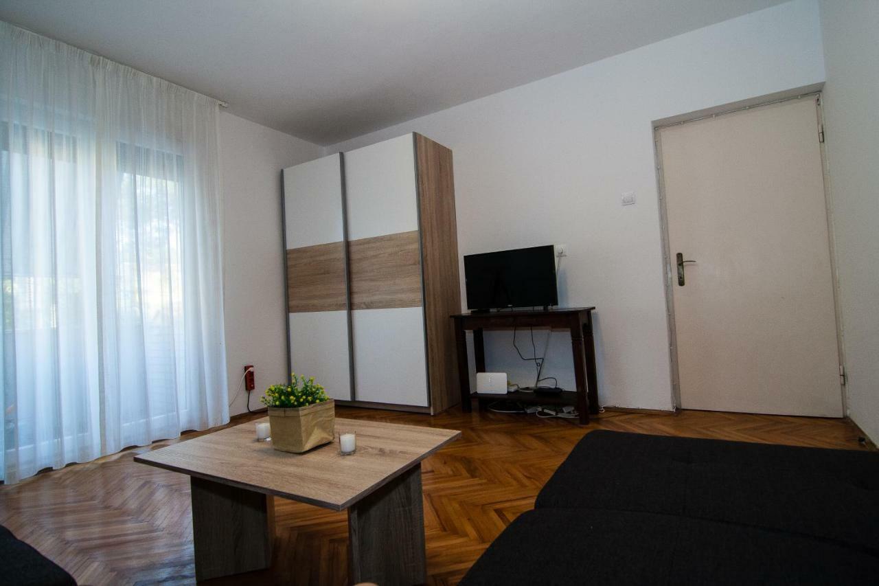 New Renovated Apartment 15 Min From Beach On Foot Pula Luaran gambar