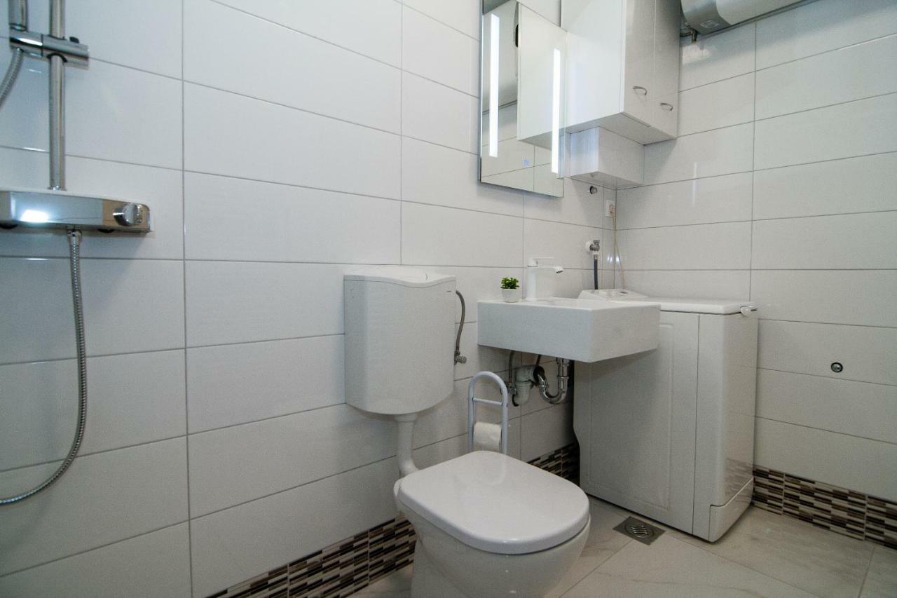 New Renovated Apartment 15 Min From Beach On Foot Pula Luaran gambar